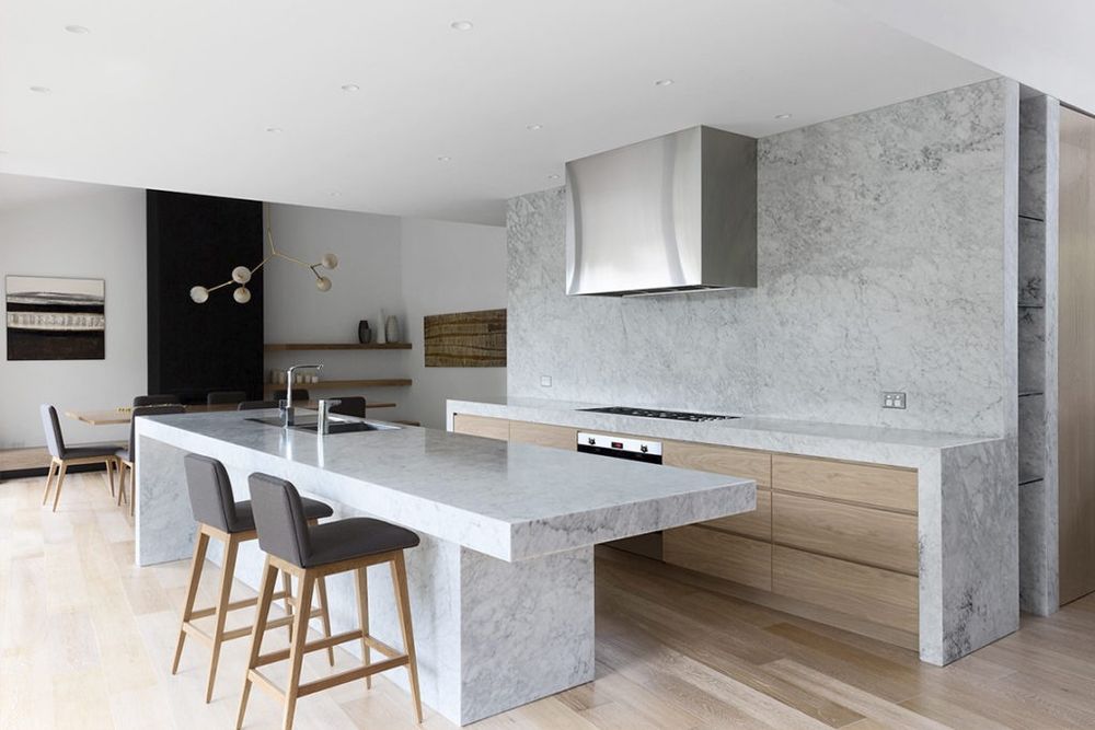 Изготовление каменных столешницы