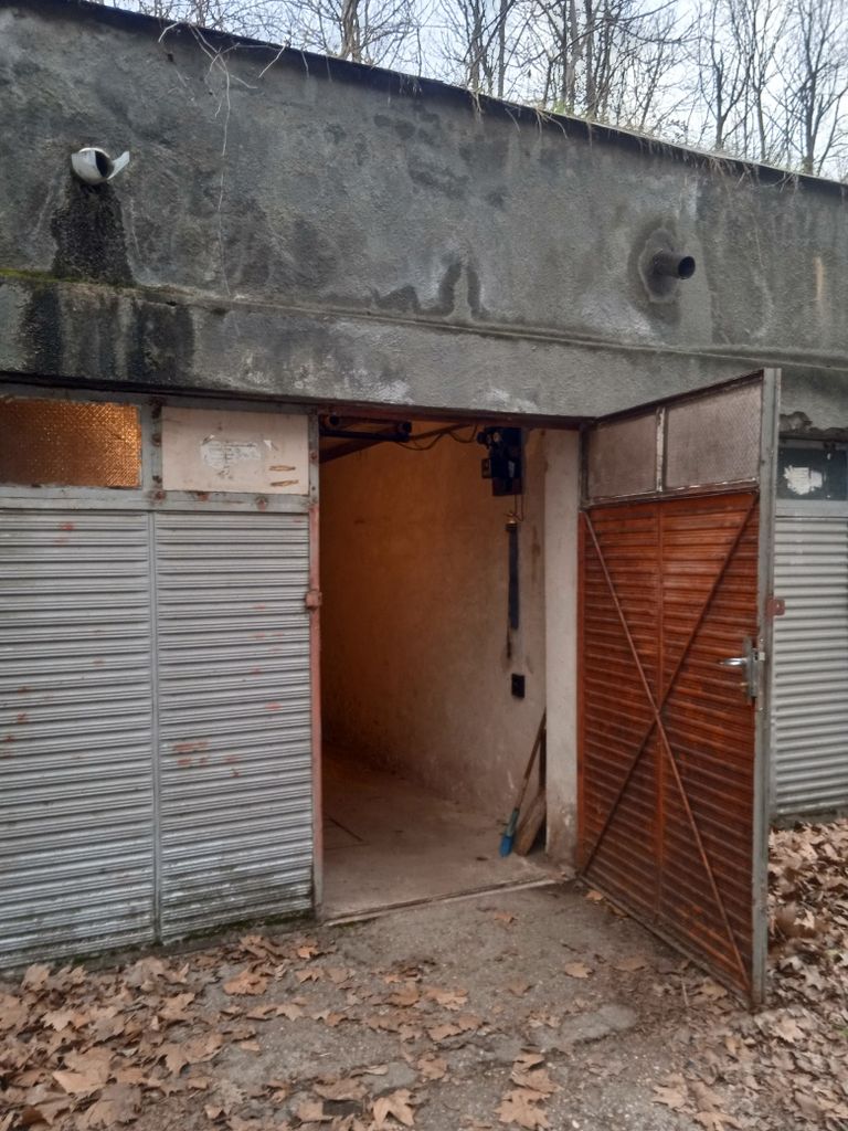 Дава се под наем Гараж / Паркомясто в Русе, Здравец Изток - 20 кв.м за 61.2 € - Снимка #7