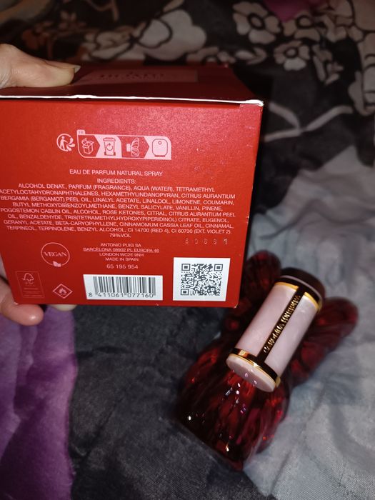 Carolina Herrera La Bomba