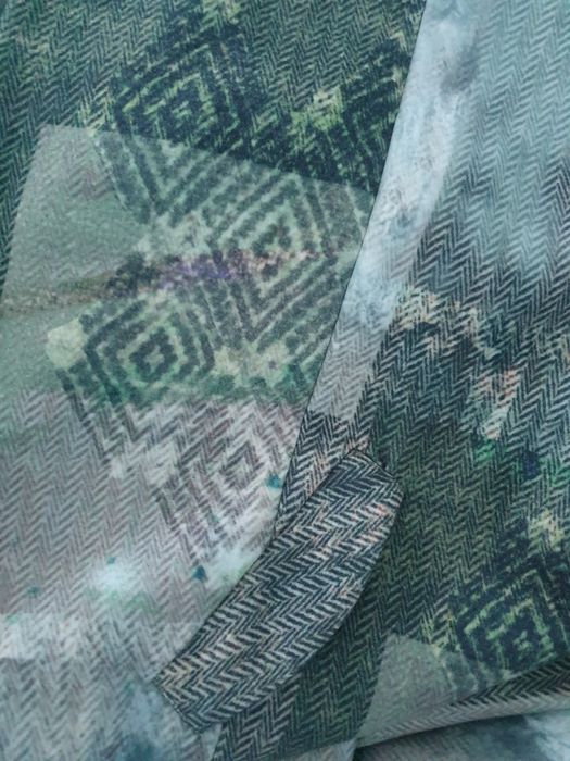 Palton Urma marime 40 ( S- M )