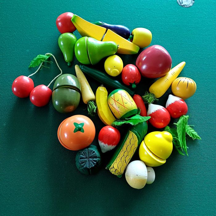 Дървен детски магазин+продукти+везна+каса