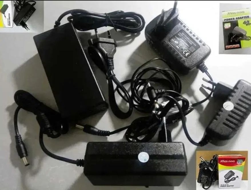 на ваш модем или приставку или на роутер - БЛОК ПИТАНИЯ