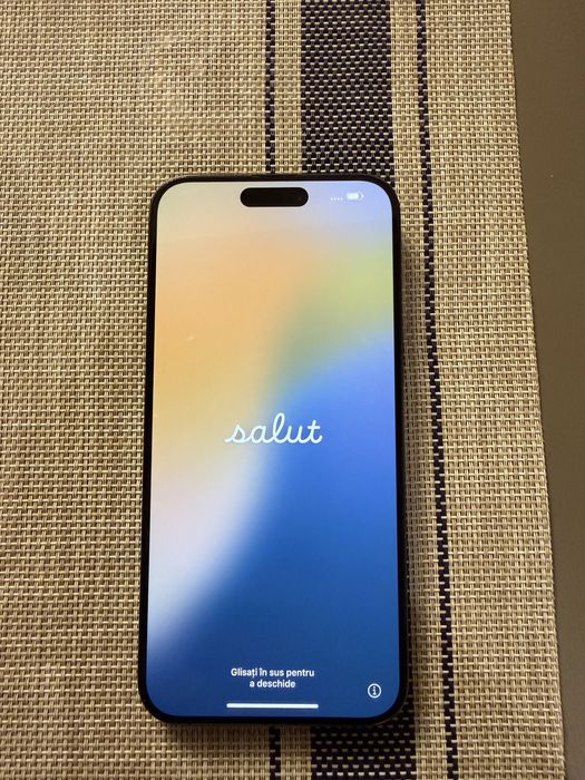 Iphone 15 Pro Max 256G+husa, cutie si încărcător