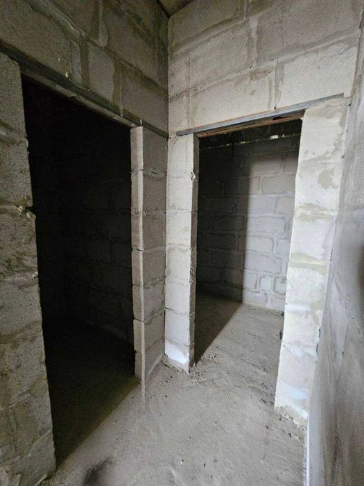 Продаётся 3х комн квартира на 5 этаже Ор-р Аэропорт Экобог