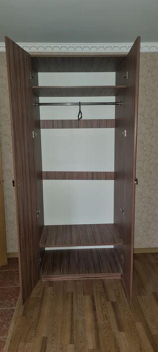 Продам шкаф 90*60 см