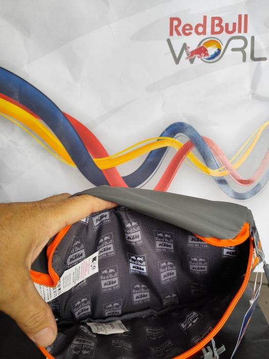 De vînzare borsetă Red Bull KTM