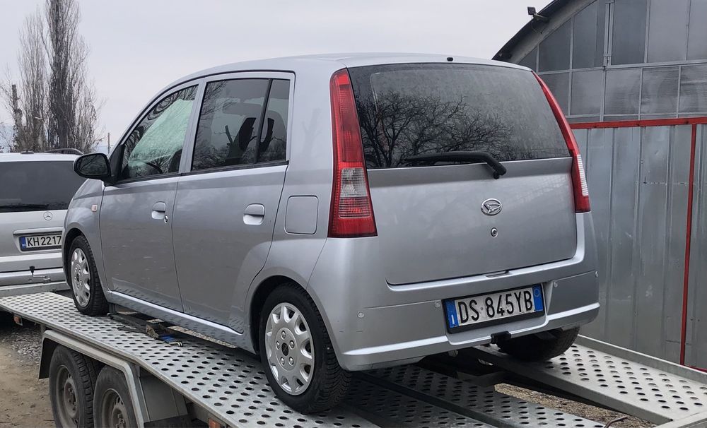 Daihatsu cuore 1.0 i на части .