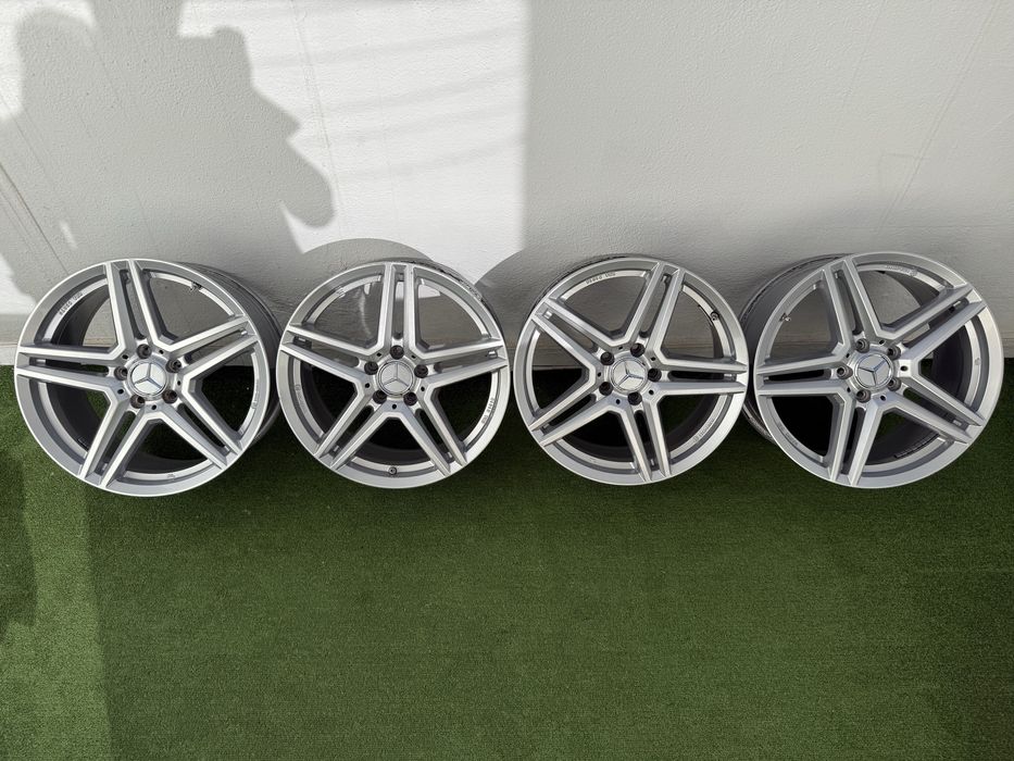 Джанти 18 с летни гуми за Mercedes