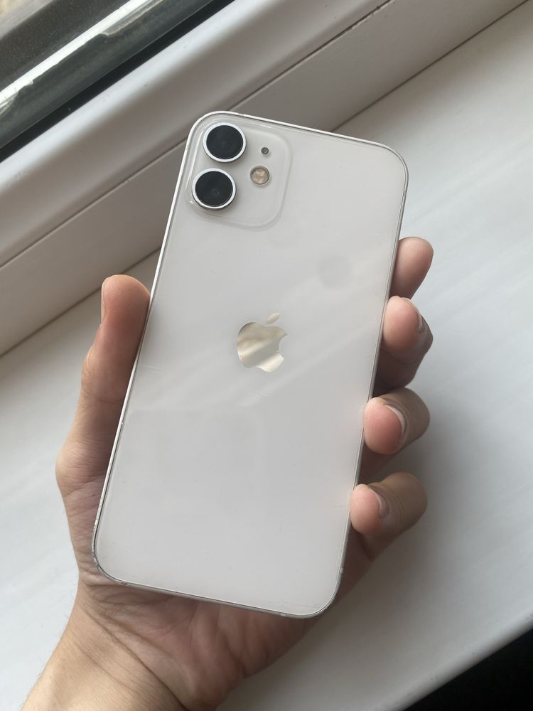 Iphone 12 mini ideal holatda