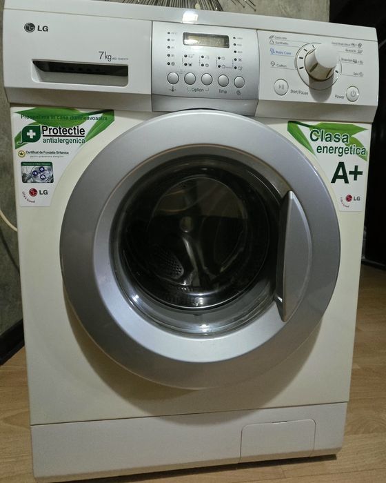 Masina de spalat rufe LG
