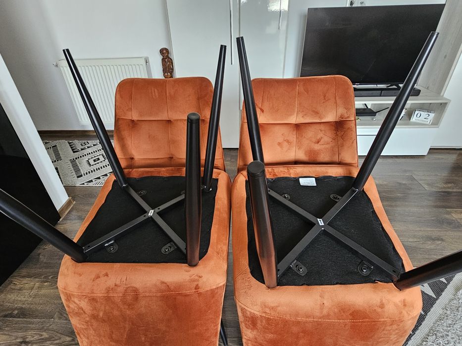 Scaune de catifea, culoare: portocaliu- caramiziu