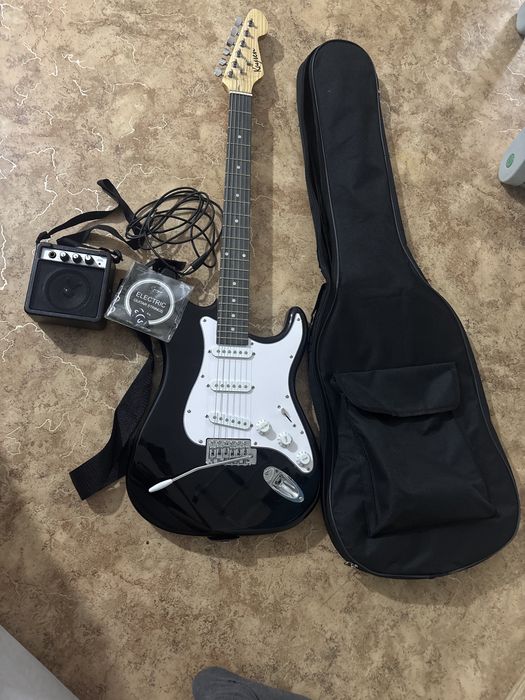 Продаю электро гитару Kaysen K-EG1с комплектацией