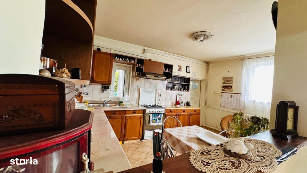 Vanzare casa 4 camere in zona Piata Progresul Sos. Giurgiului