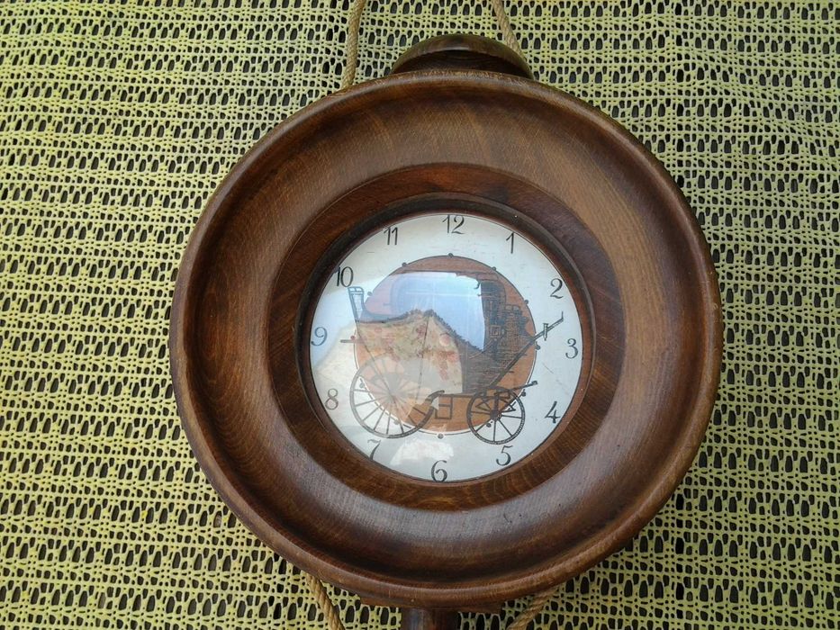 Ceas de Perete Vintage din Lemn, model deosebit
