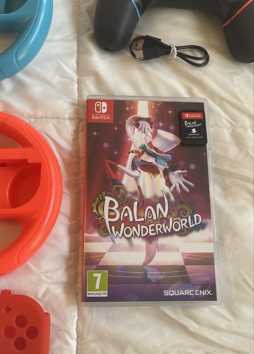 Nintendo Switch Pikachu & Evee Edition голям комплект