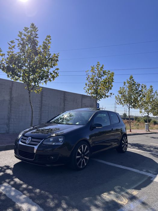 Dezmembrez Golf5 GT 2.0 TDi