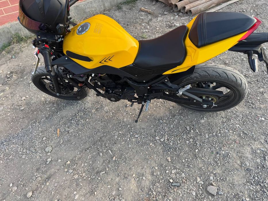 Moto bayk  kavasaki reblika