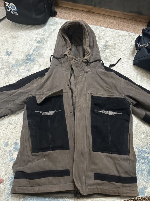 Мужская одежда M-L размера