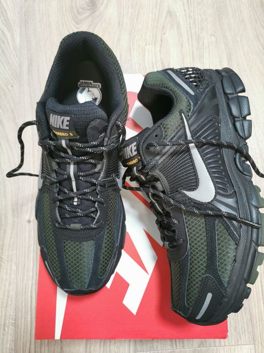 Vand încălțăminte zoom nike vomero 5