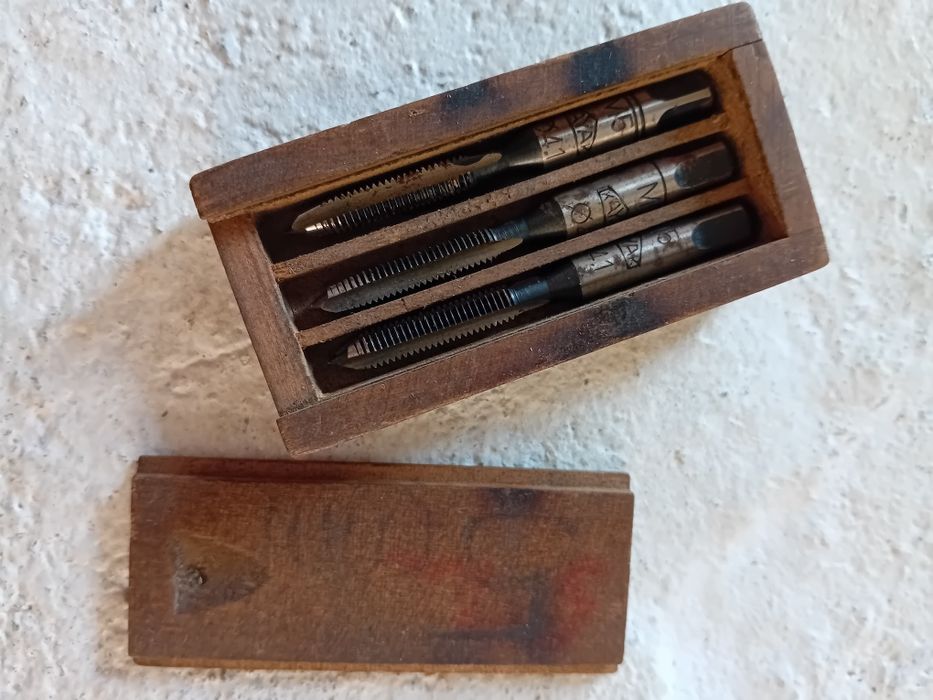 Vechi.  Vintage.  Diversevechi. Preturi mici.