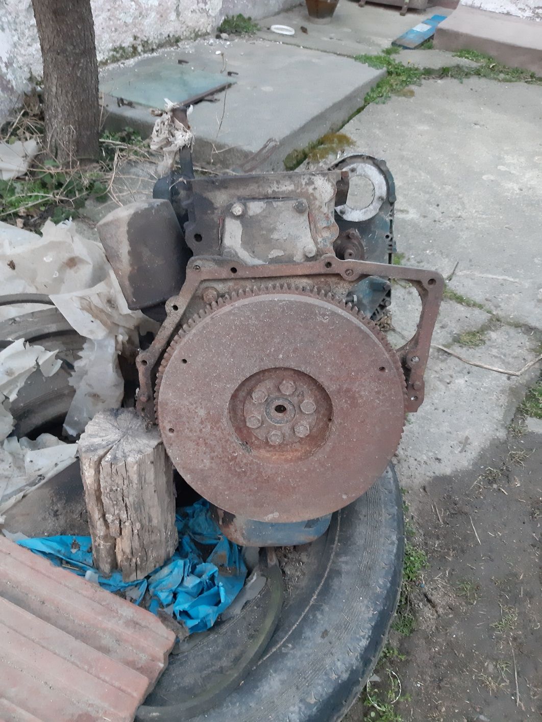 Vand Piese Motor Aro Brasov si  Tractor UTB 550