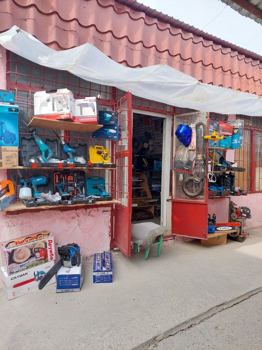 Продам бутик с товаром на коктем базаре