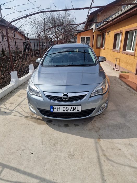Opel astra J 1.3 cdti,consum redus