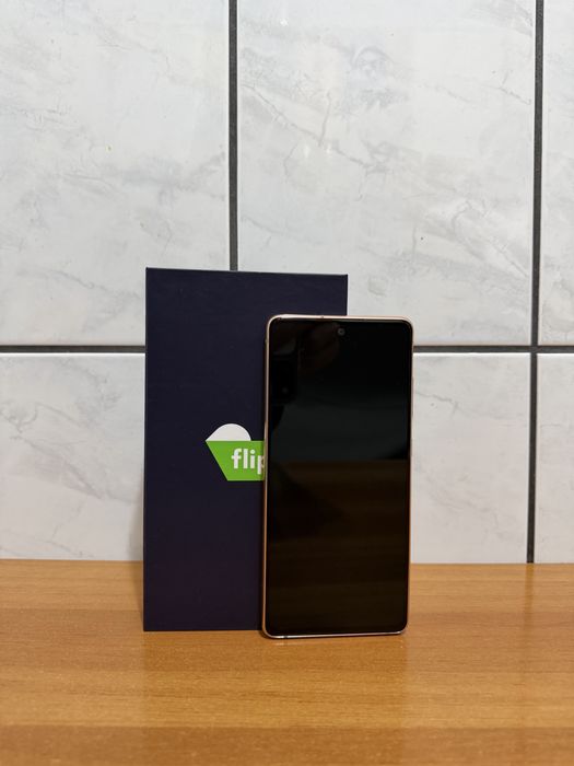 Samsung Galaxy S20 FE, achizitionat de pe Flip