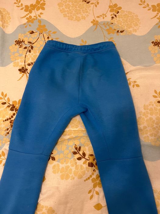 Nike Tech Fleece М размер