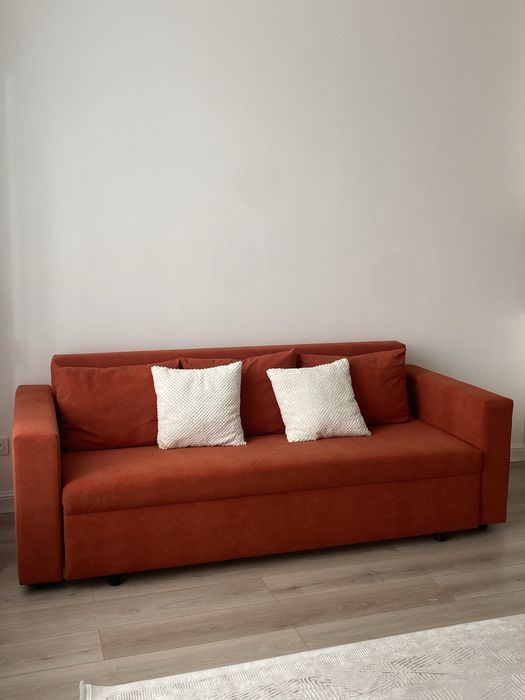 Продам новый диван