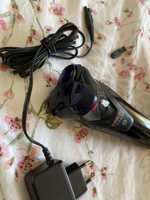 Aparat de ras electri