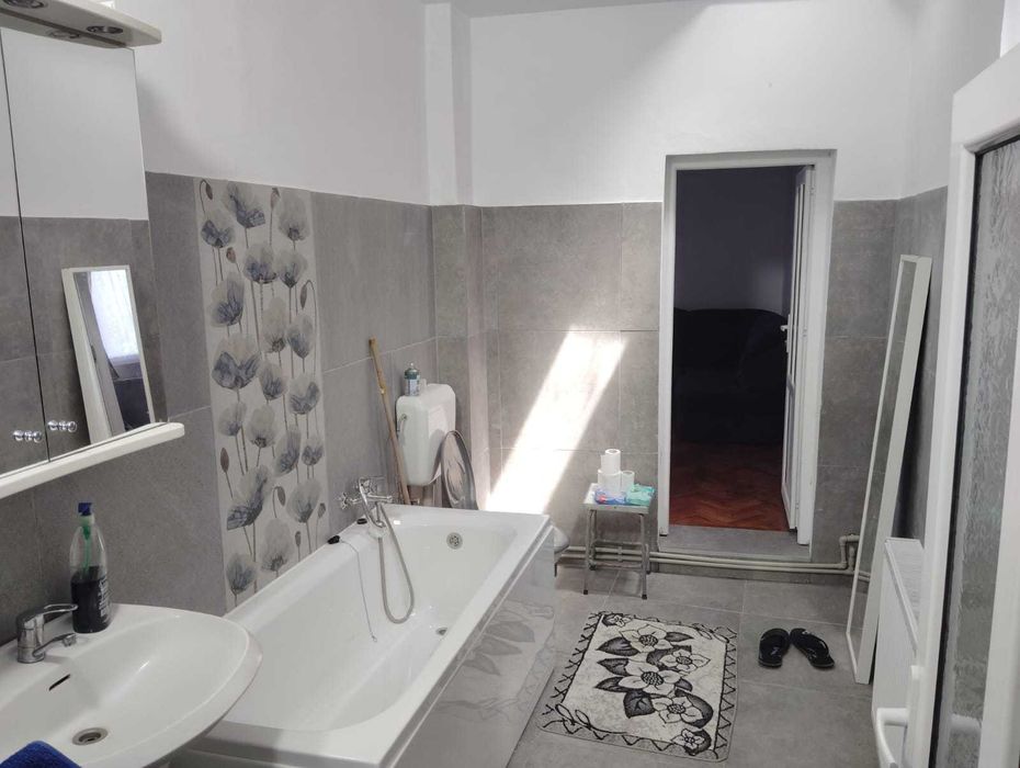 Închiriezi casă în Arad (langa Dinamo)