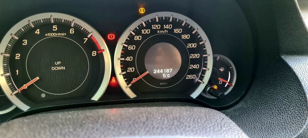 Vand Honda Accord gen 8 CU2