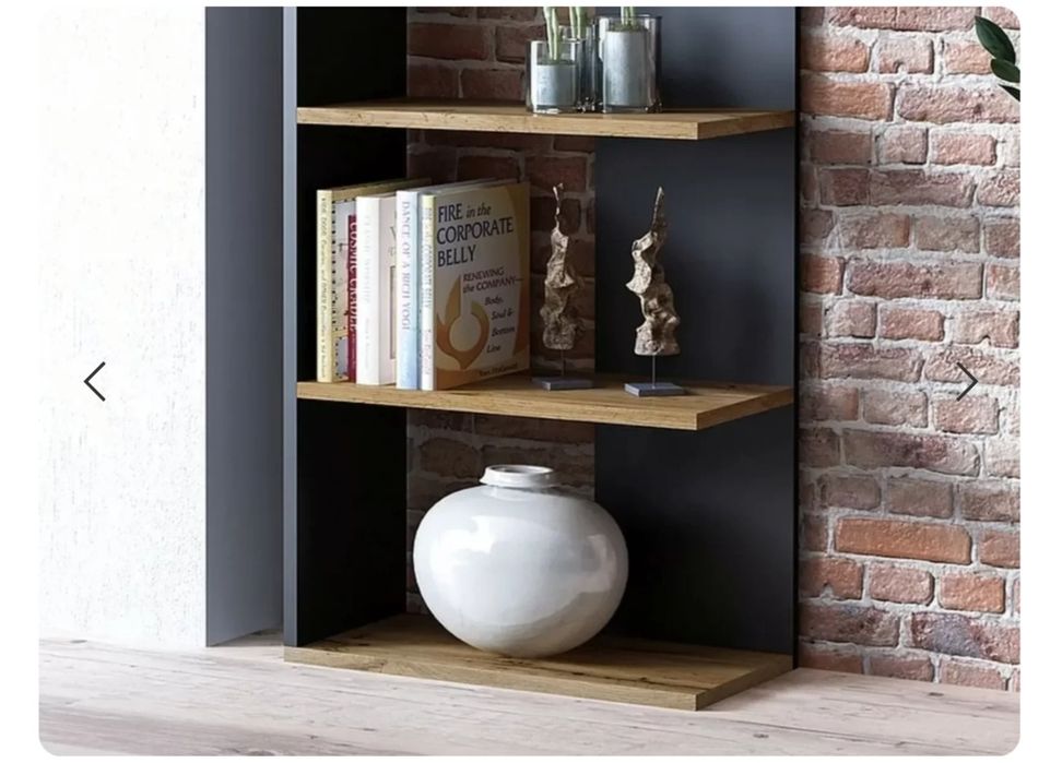 Стеллаж. Полка для книг и сувениров