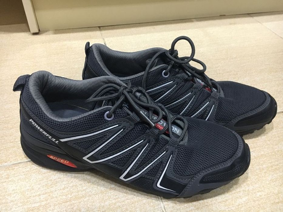 Турецкие кроссовки 40 размер