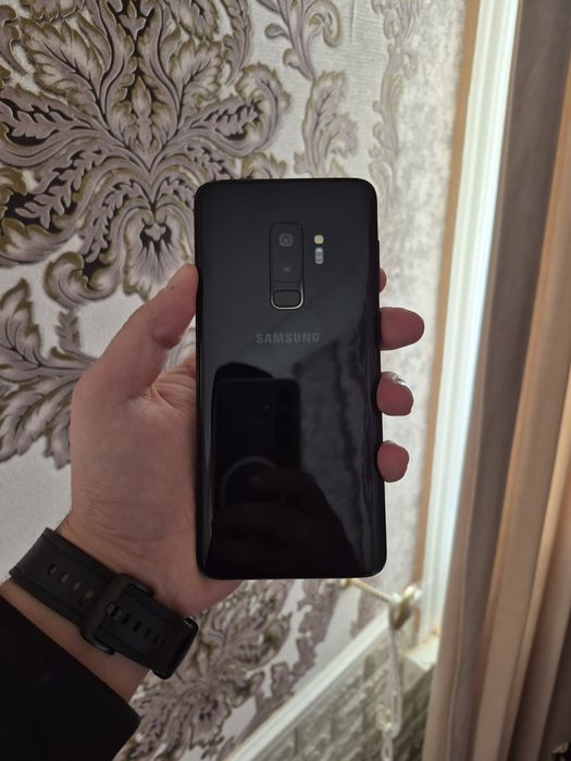 Srochno Samung S9Plus 64/4 g 2sim sotiladi