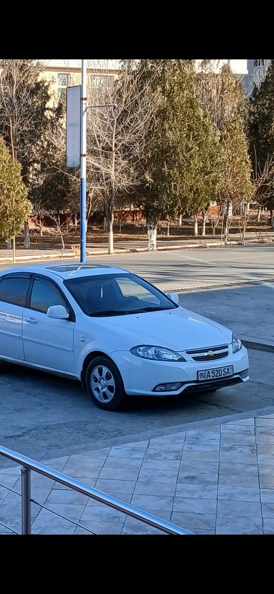 Gentra, Lacetti, 2022 yil, full pozitsiya. AT