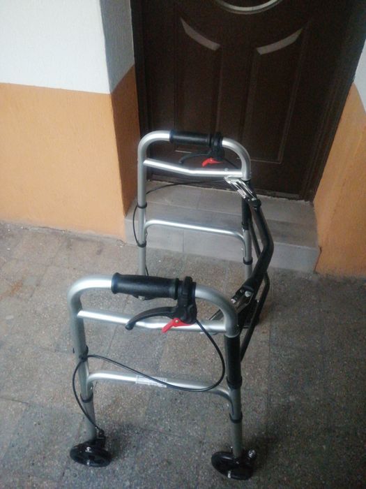 Cadru / Rolator ( 2 în 1)