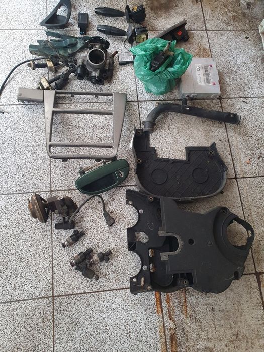 Части за Деу Нубира