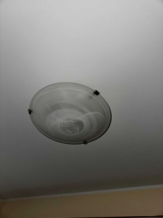 Vand Lustre, Farfurii decorative