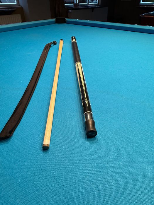 Vând tac biliard Predator