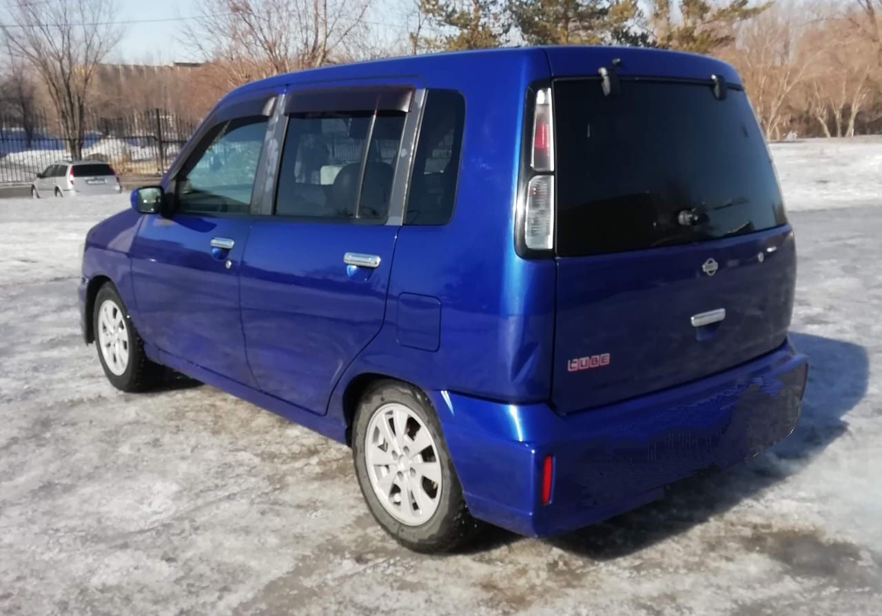 Nissan cube продаю