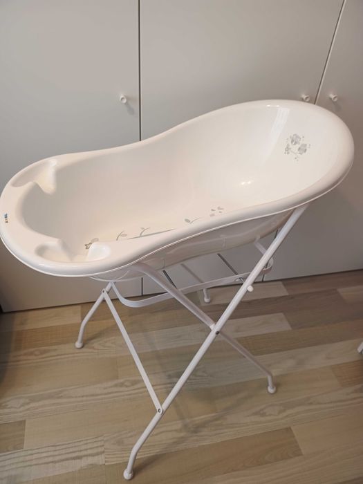 Cădiță bebe cu suport și termometru