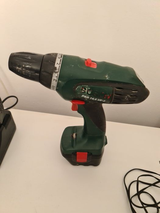 Vând autofiletanta Bosch  cu afișaj electronic  pentru  operațiuni.