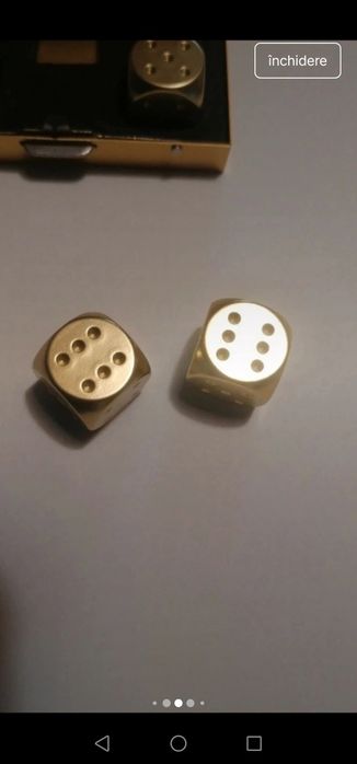 Set de joc de 5 zaruri premium de alama, nou în cutie