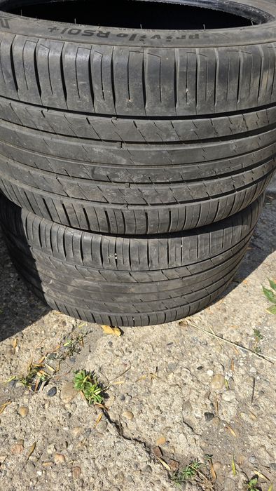 Vind Anvelope in Doua marimi