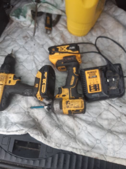 DEWALT инпакт и виновен