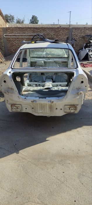 Nexia3 kuzov srochna sotiladi