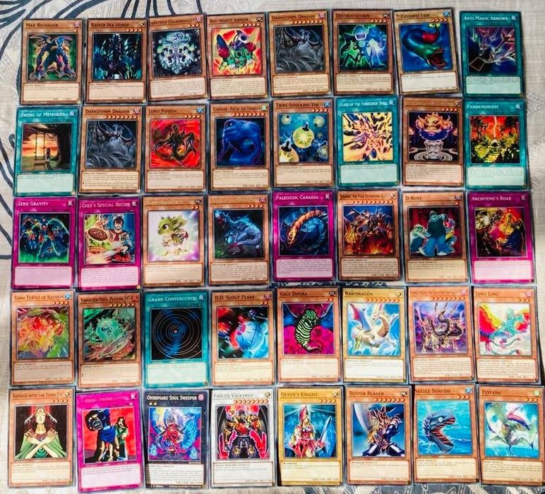 Предлагам Yu-Gi-Oh карти