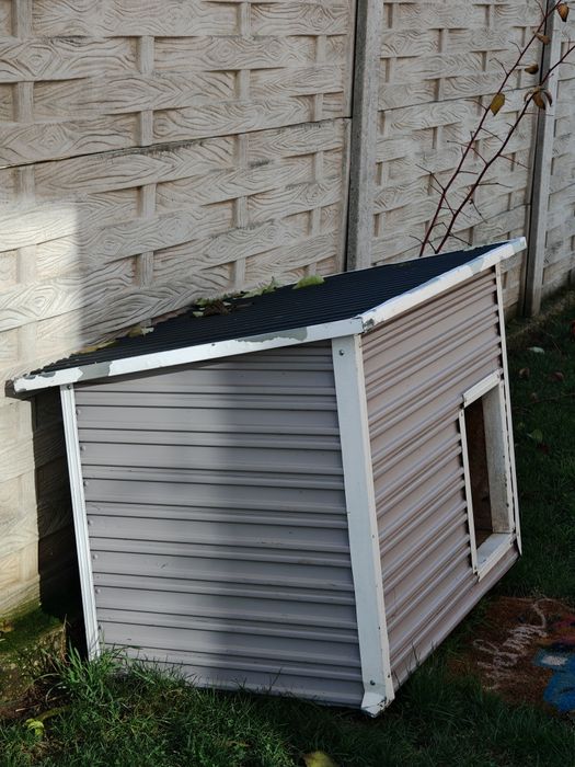 Cușcă câine tablă / izolată